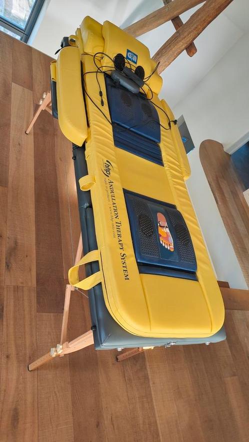 HGG andullatie matras, Sport en Fitness, Massageproducten, Zo goed als nieuw, Massagetafel, Ophalen