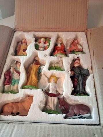 Set de 11 figurines  beschikbaar voor biedingen