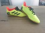 Adidas zaalvoetbalschoenen/gymschoenen, Ophalen of Verzenden, Zo goed als nieuw