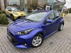 Toyota Yaris 1.5 Hybr/Camera/Carplay, Auto's, Automaat, Blauw, Hybride Elektrisch/Benzine, Yaris
