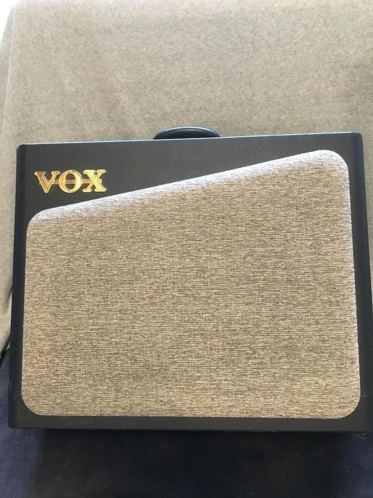 Vox Av30 lampenversterker, Muziek en Instrumenten, Snaarinstrumenten | Gitaren | Elektrisch, Zo goed als nieuw, Ophalen