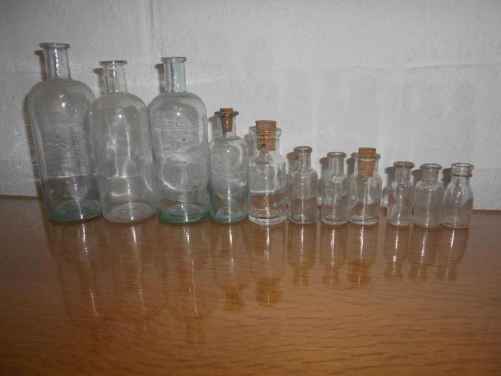 200 authentieke apotheekflesjes uit jaren 30, Antiek en Kunst, Antiek | Glaswerk en Kristal, Ophalen
