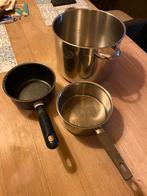 Lot pannen, Enlèvement, Comme neuf