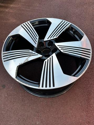 1 wiel Audi E-Tron 4KE 601 025 AC 9,5 x 21 inch beschikbaar voor biedingen