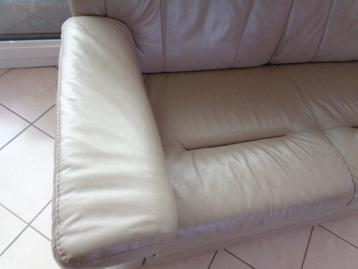 Canapé confortable beige 3 pièces beschikbaar voor biedingen