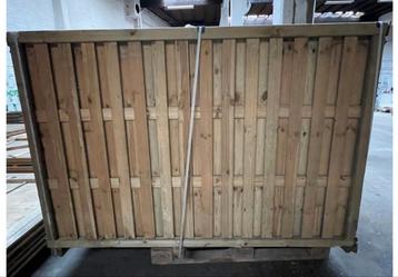 Tuinschutting houten panelen tuinscherm