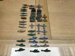 Set miniatuur plastic speelgoed (vliegtuigen, tanks, boten), Ophalen of Verzenden, Gebruikt