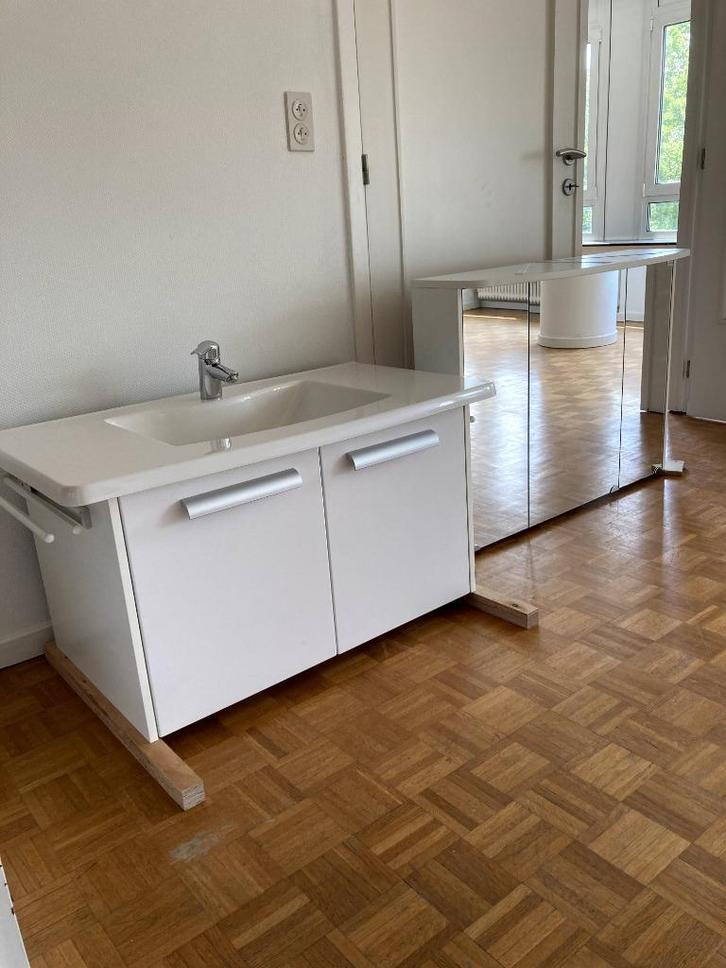 Meubles de salle de bains, ensemble complet, lavabo  armoire, Maison & Meubles, Salle de bain | Meubles de Salle de bain, Comme neuf