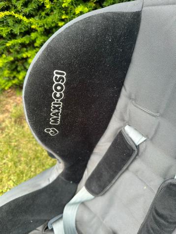 Autostoel Maxi-cosi 9-18kg beschikbaar voor biedingen