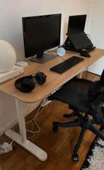 Bekant Ikea bureau 140 x 60 beige/wit, Huis en Inrichting, Bureaus, Ophalen, In hoogte verstelbaar, Zo goed als nieuw, Bureau