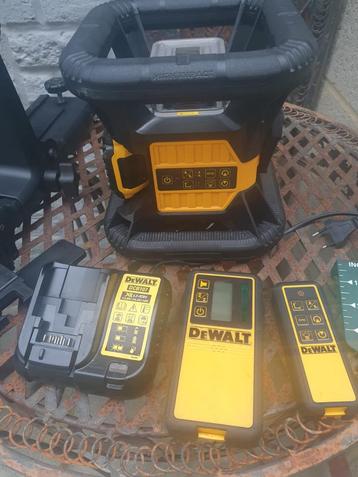 Laser Dewalt DCE079G, Doe-het-zelf en Bouw, Meetapparatuur, Ophalen of Verzenden, Zo goed als nieuw