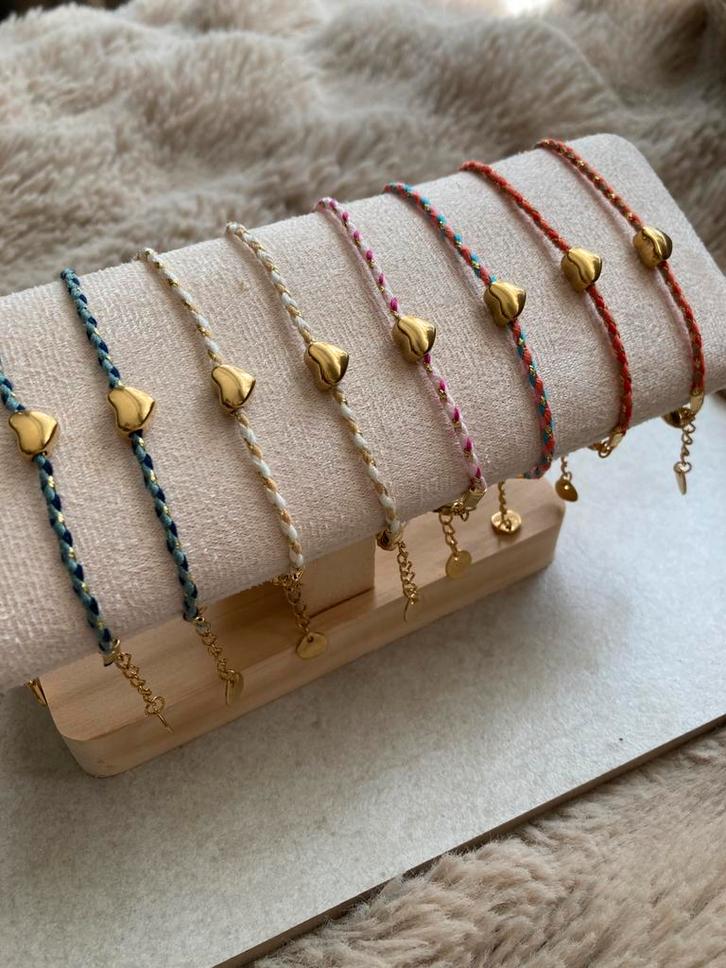 Handgemaakte Armband Hart Stainless Steel🤍 Cadeau Tip!, Handtassen en Accessoires, Armbanden, Zo goed als nieuw, Rood, Ophalen of Verzenden
