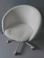 BUREAUSTOEL/ ZETEL, Ophalen