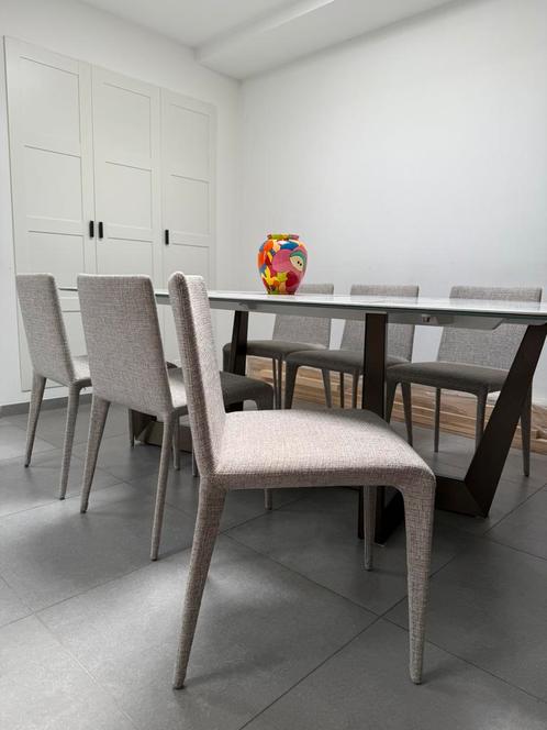Bonaldo Filly Eetkamestoelen (6 stuks) Nieuwstaat, Huis en Inrichting, Stoelen, Nieuw, Vijf, Zes of meer stoelen, Stof, Rood, Ophalen