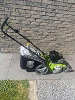 Grasmaaier Central park op benzine en zelftrekker., Tuin en Terras, Grasmaaiers, Ophalen, Cirkelmaaier, Gebruikt, Central Park