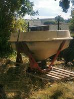 Vicon mestoffenstrooier 800 liter, Ophalen