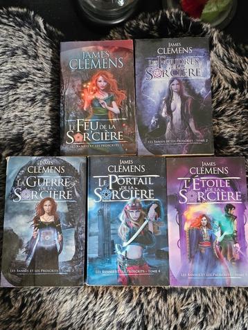 Set van 5 boeken - The Outlaws and the Outlaws van James Cle beschikbaar voor biedingen