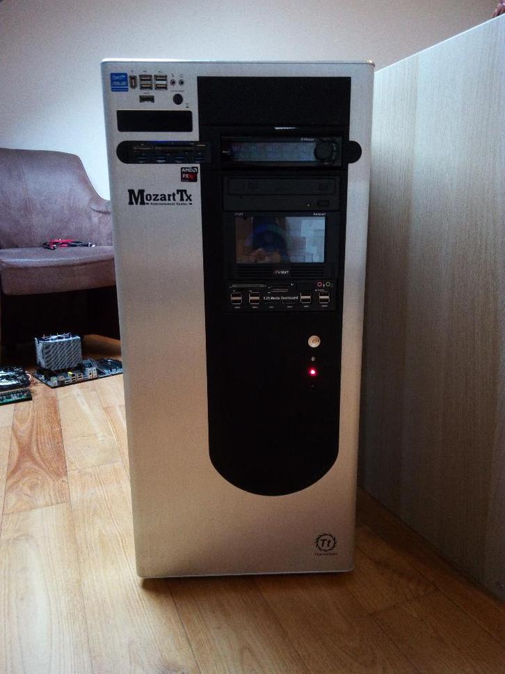 Server Thermaltake Mozart TX, Computers en Software, Servers, Gebruikt, 2 tot 3 Ghz, 64 GB, Ophalen