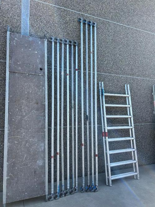 ECHAFAUDAGE ROULANT LAYHER PIECES DETACHES, Doe-het-zelf en Bouw, Steigers, Gebruikt, Rolsteiger of Kamersteiger, Ophalen