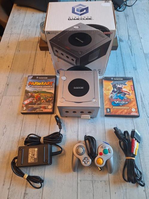 Gamecube Platinum Boxed + 2 spellen + geheugenkaart! Mario K, Games en Spelcomputers, Games | Nintendo GameCube, Zo goed als nieuw