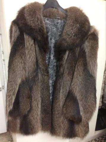 Veritable fourrure manteau veste toque beschikbaar voor biedingen