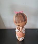Leuke Hinagiku Kokeshi van Aoki Ryoka 1931-, Verzenden