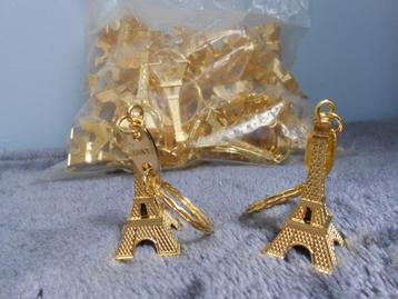 50 sleutelhangers eiffeltoren beschikbaar voor biedingen