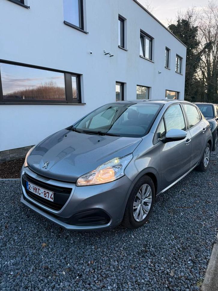Peugeot 208 – 2019 – Nette staat & riem vervangen, Auto's, Peugeot, Particulier, Benzine, 5 deurs, Handgeschakeld, Zilver of Grijs