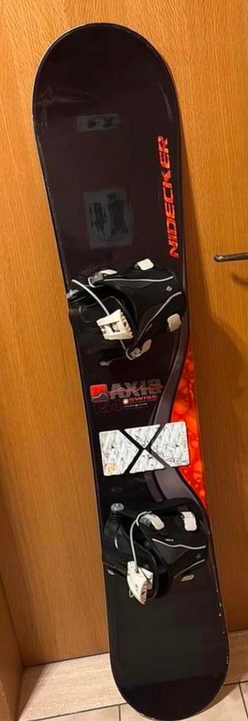 Snowboard Nidecker met flow bindingen, Sports & Fitness, Snowboard, Comme neuf, Planche, Enlèvement
