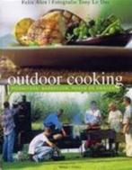 Outdoor cooking picknicken barbecuen roken en grilllenlen, Ophalen of Verzenden, Zo goed als nieuw