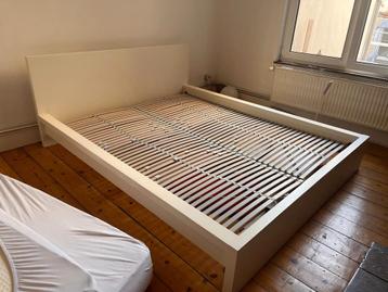 IKEA Malm bedframe wit 160200 cm met lattenbodem – zeer goe beschikbaar voor biedingen