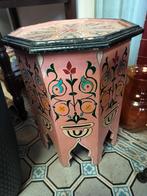 Beschilderd bijzettafeltje, Huis en Inrichting, Ophalen, Gebruikt