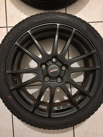 Winterbanden op Alutec Velgen 205/45 R17 beschikbaar voor biedingen