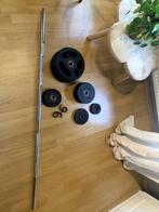 Domyos fitness kit (barbell, schijven en klemtangen), Sport en Fitness, Fitnessmaterialen, Ophalen, Zo goed als nieuw, Benen, Halterset