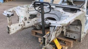 Lege carrosserie BMW F2x F3x - Om op maat te snijden beschikbaar voor biedingen