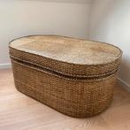 Ovalen salontafel in hout, Huis en Inrichting, Ophalen, Gebruikt, 100 tot 150 cm, Klassiek