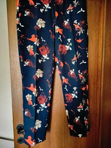 Broek vila.  beschikbaar voor biedingen