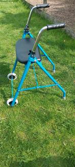 Tribune deambulateur rollator  / livraison possible, Ophalen, Opvouwbaar, Zo goed als nieuw