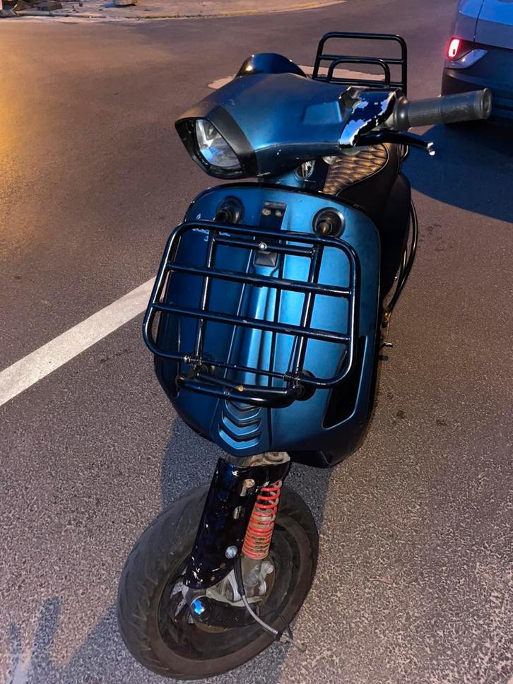 Vespa sprint 80cc 2 kabbelbomen, Fietsen en Brommers, Scooters | Piaggio, Gebruikt, Overige modellen, Klasse A (25 km/u), Benzine