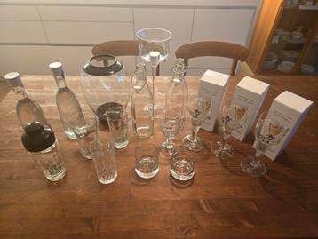 Zestien items alles samen te nemen voor maar 10 euro  beschikbaar voor biedingen