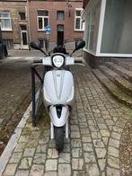 GTS E-BRAVO KLASSE A SCOOTER, Ophalen, Zo goed als nieuw