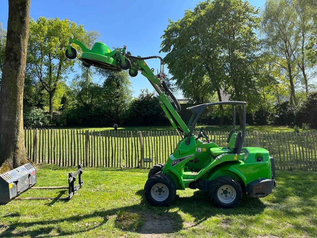 Avant 528 BJ2020 met slechts 1050 met 3 Aanbouwdelen, Ophalen of Verzenden, Wiellader of Shovel