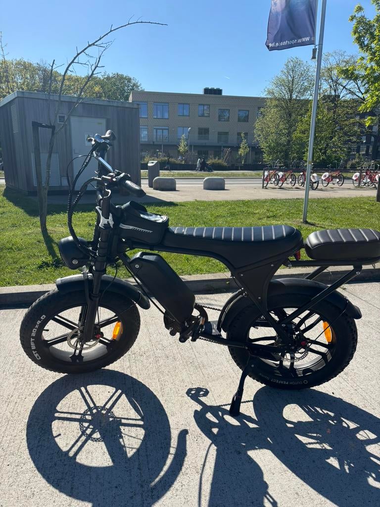 Fatbike V8, Vélos & Vélomoteurs, Cyclomoteurs | Tomos, Enlèvement, Comme neuf