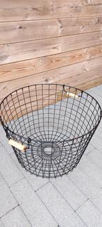 Grote mand, Ophalen, Zo goed als nieuw, Rond, Mand