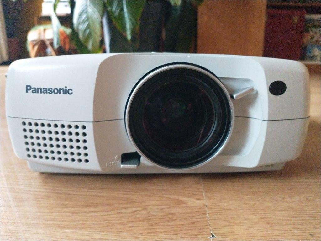 Projector Panasonic VGA verbinding, Panasonic, HD (720), Enlèvement, Utilisé
