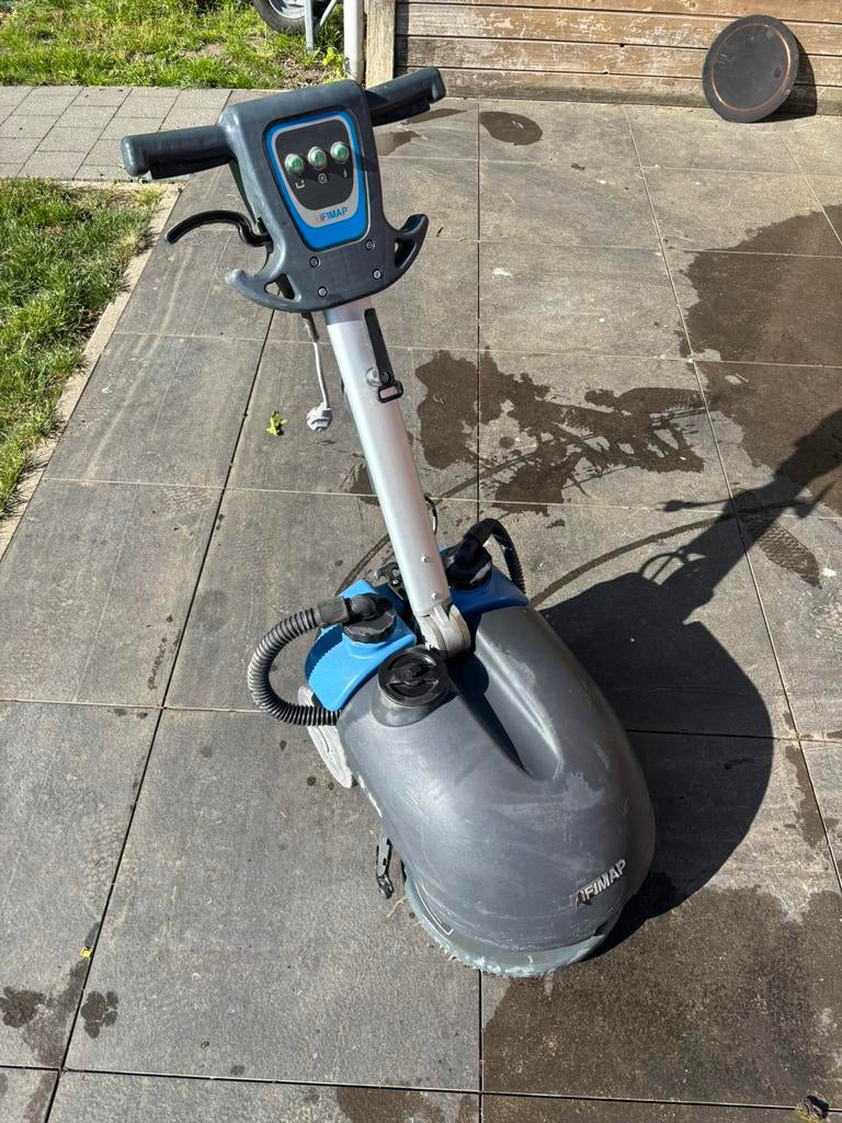 Genie fimap 230V schrob/zuigmachine, Bricolage & Construction, Matériel de nettoyage, Enlèvement, Comme neuf, Machine de nettoyage à brosse