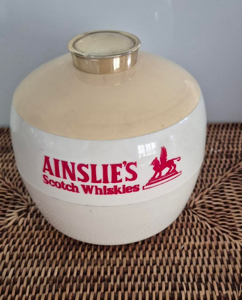 Vintage ijsemmer Ainslie's Scotch Whisky, Ophalen