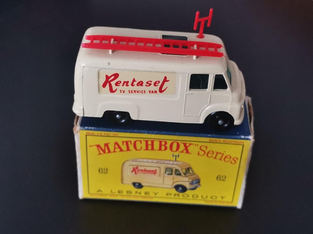 Wijnoogst, Ophalen, Lesney