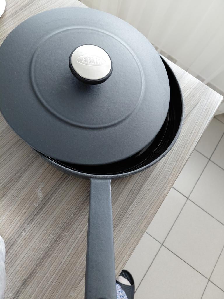 Gietijzer pan Boretti, Huis en Inrichting, Keuken | Potten en Pannen, Ophalen, Gietijzer