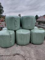 Mi-balles de maïs et petites balles de paille, Enlèvement